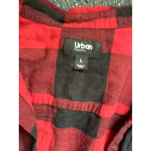Red flannel - Picture 2 of 2